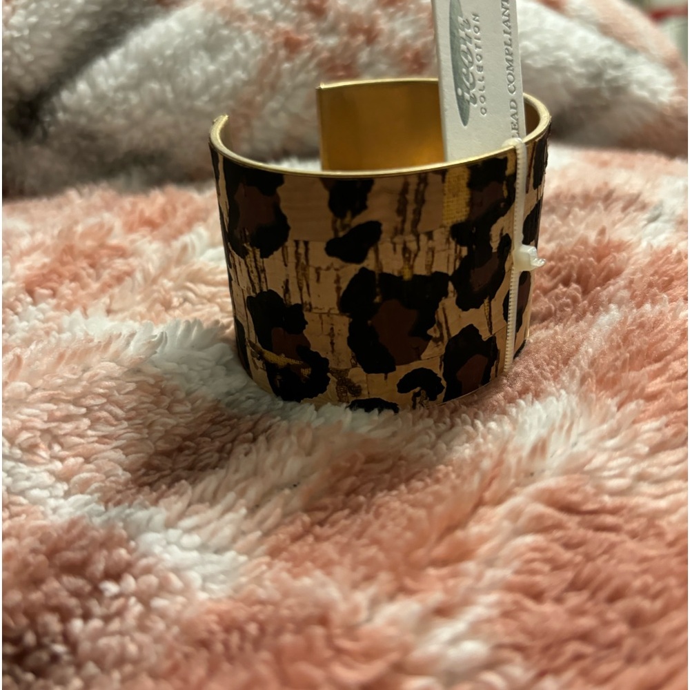 Cheetah Cuff
